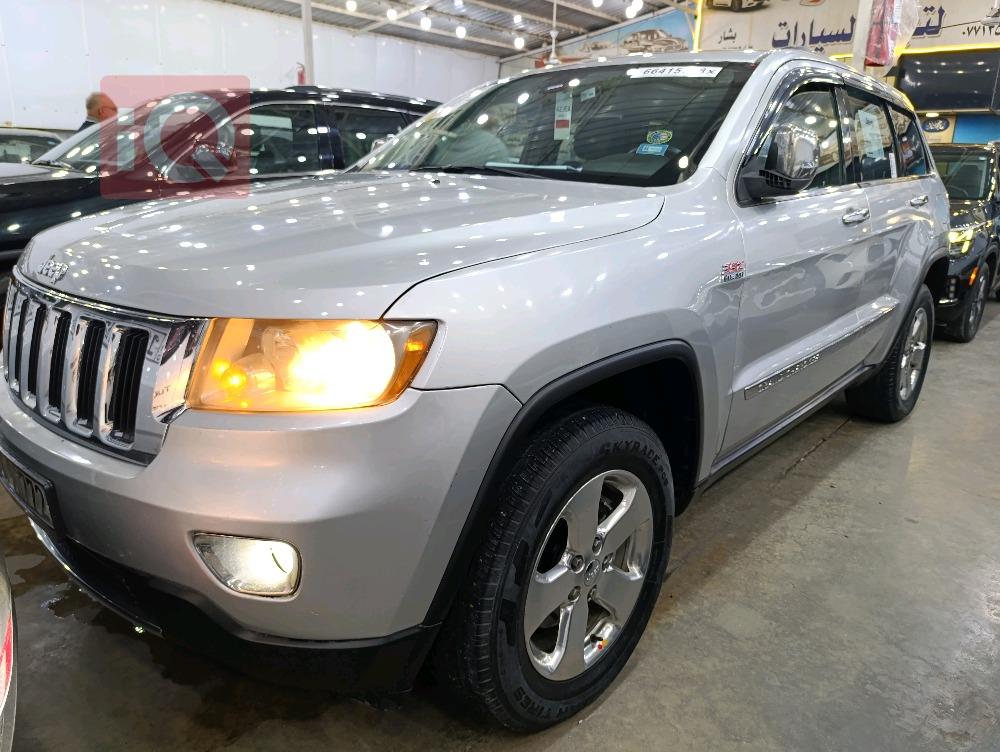 جیپ گراند شیرۆکی